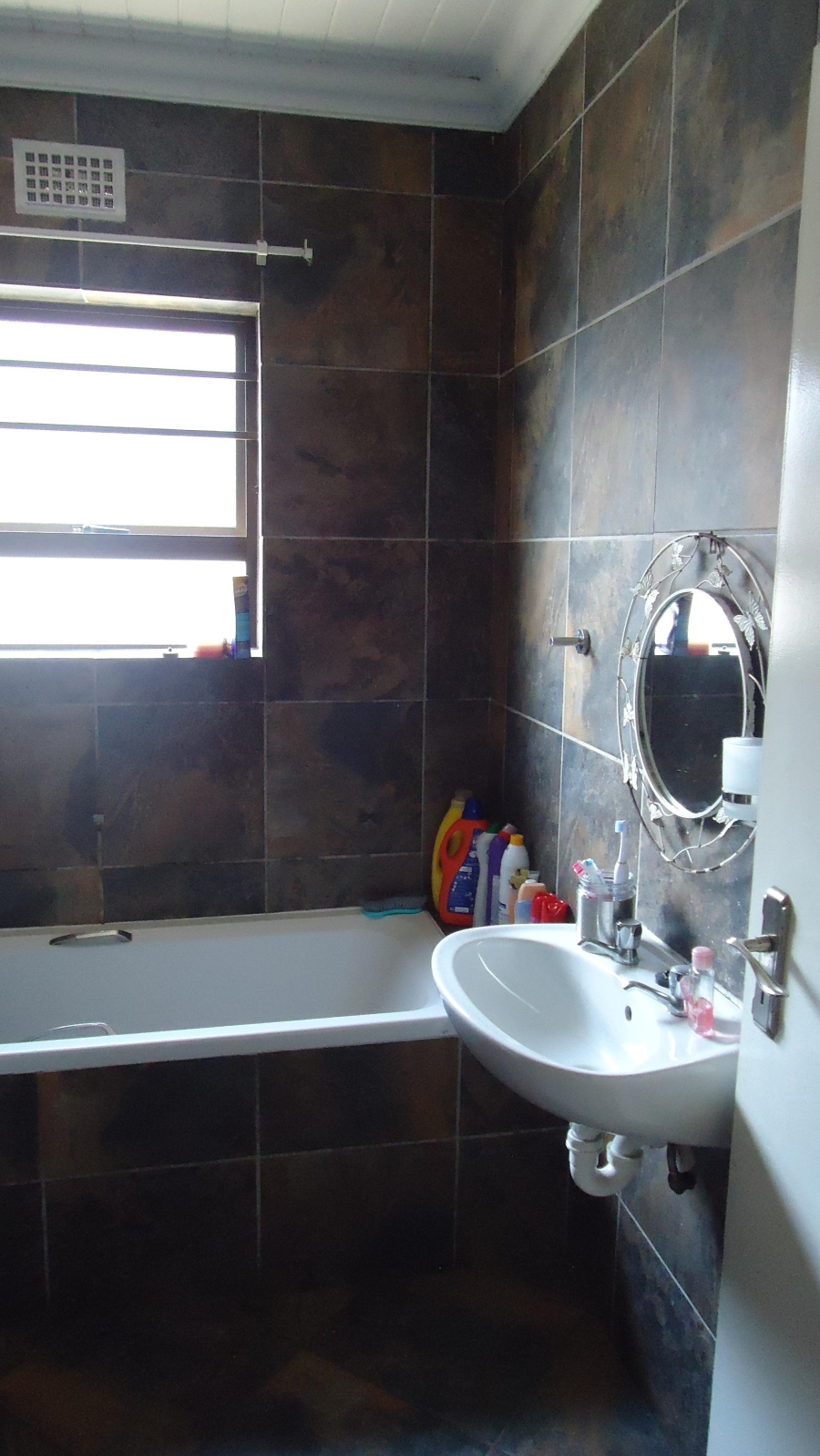 3 Bedroom Property for Sale in Mandalay Western Cape